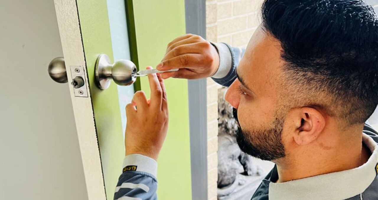 Residential Locksmith service in Boca Raton, FL.