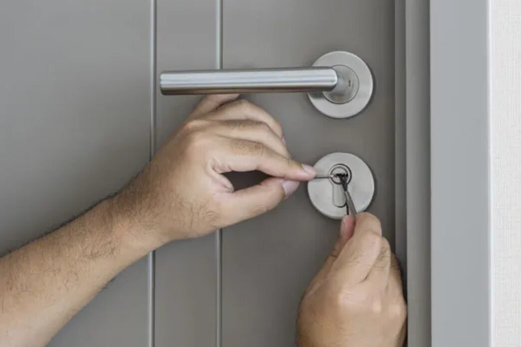 New Home in West Boca? Why to Call a Locksmith in Boca Raton on Day One